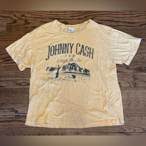 Johnny Cash Yellow Graphic T-Shirt – Women’s Medium, Vintage-Inspired Music Tee
